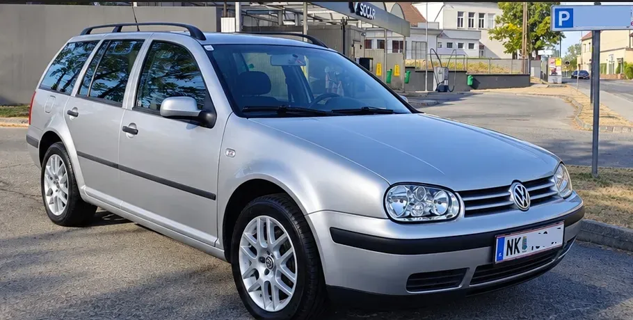 Volkswagen Golf Variant 2004 photo 2