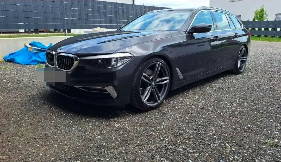 BMW 5 Series 2019 photo 2