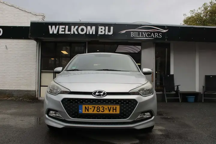 Hyundai I20 2016 photo 2