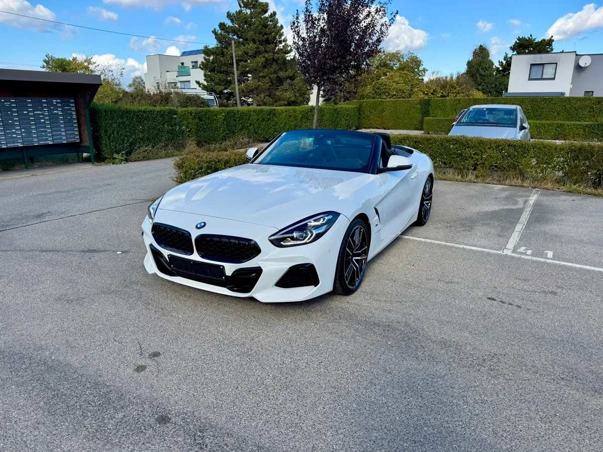 BMW Z4 2022 photo 2
