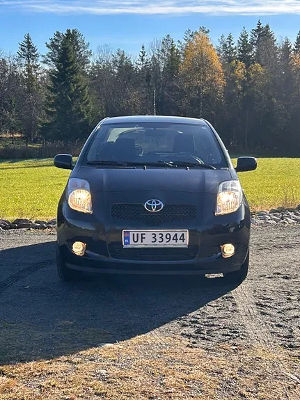 Toyota Yaris 2007 photo 3
