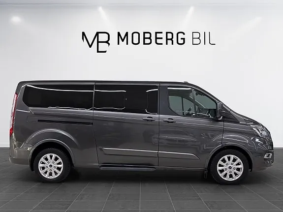 Ford Custom Tourneo 2023 photo 4