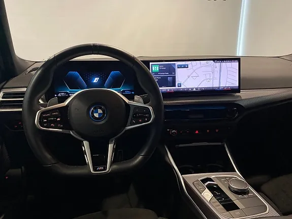 BMW 330E 2025 photo 5