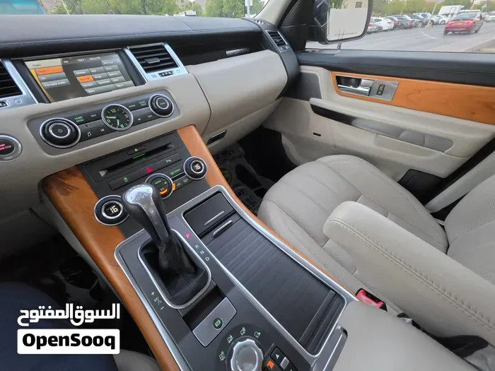 Land Rover Range Rover Sport 2012 photo 4