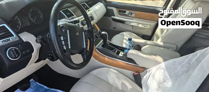 Land Rover Range Rover Sport 2012 photo 3