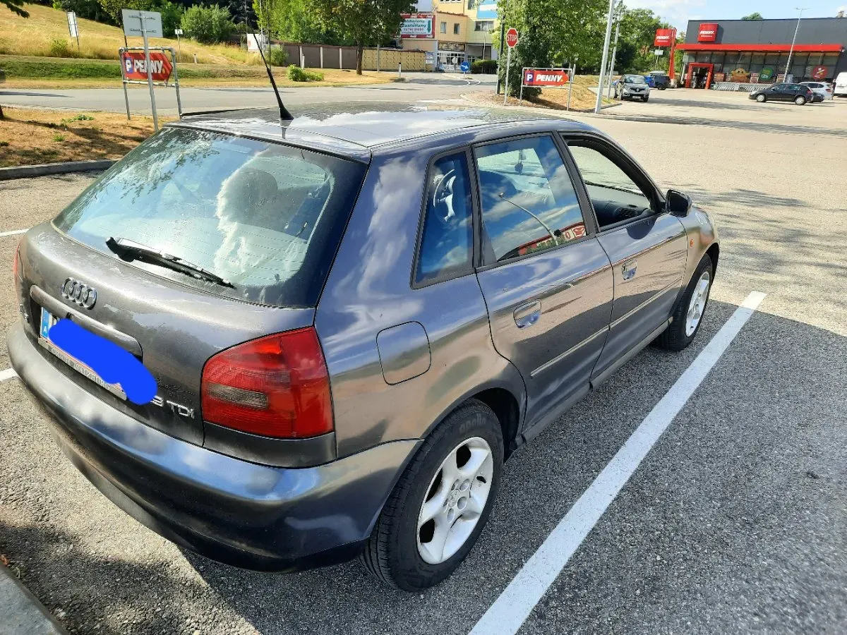 Audi A3 2000 photo 2