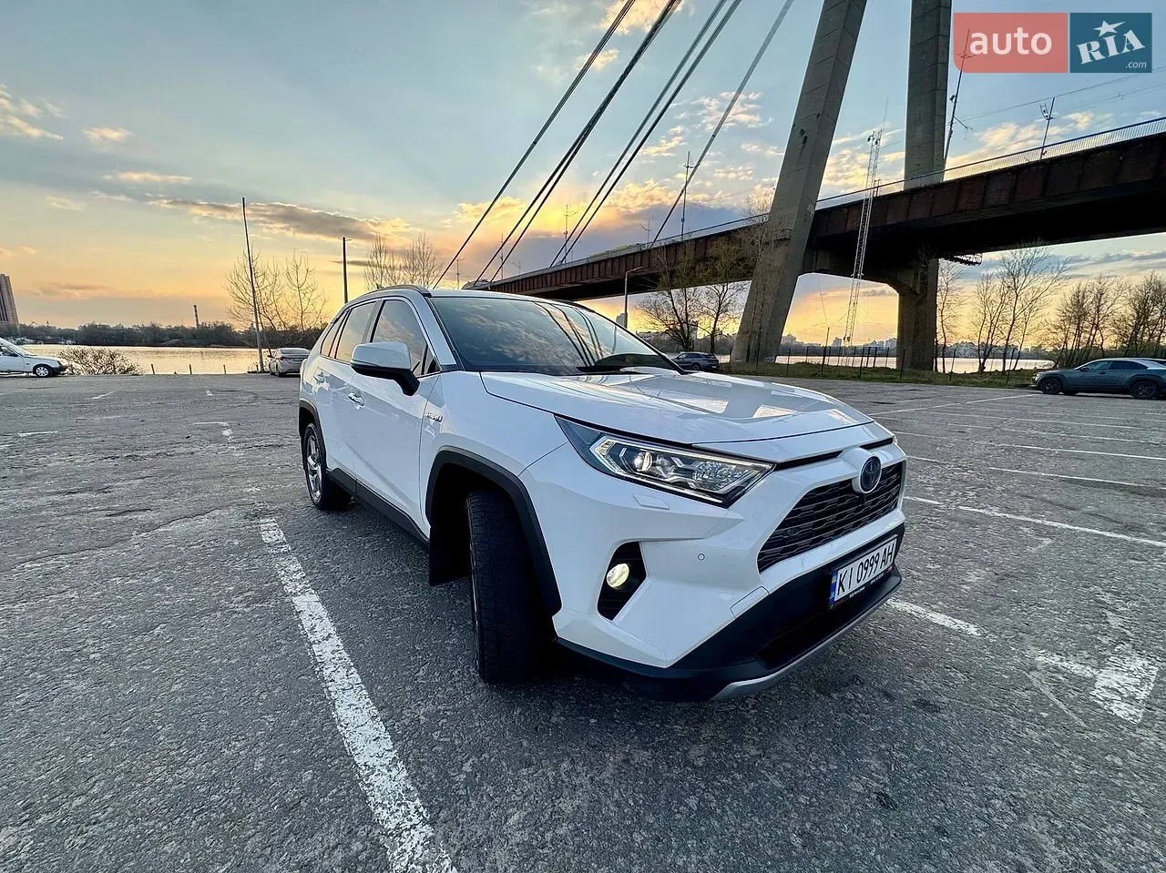 Toyota Rav4 2019 photo 4