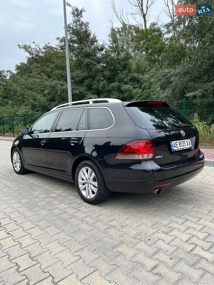 Volkswagen Golf 2011 photo 4