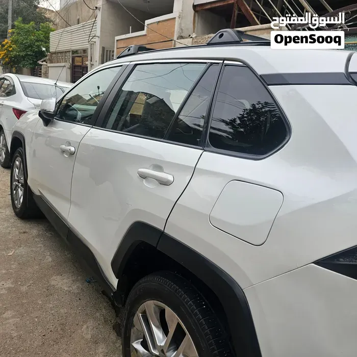Toyota Rav4 2024 photo 3