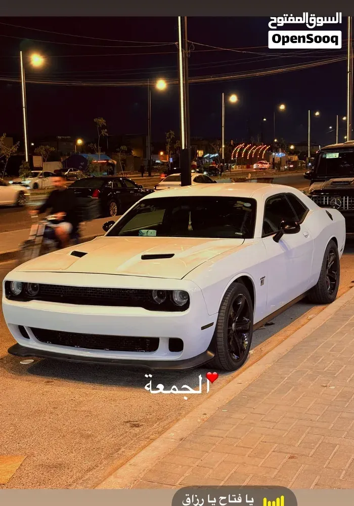 Dodge Challenger 2017 photo 2
