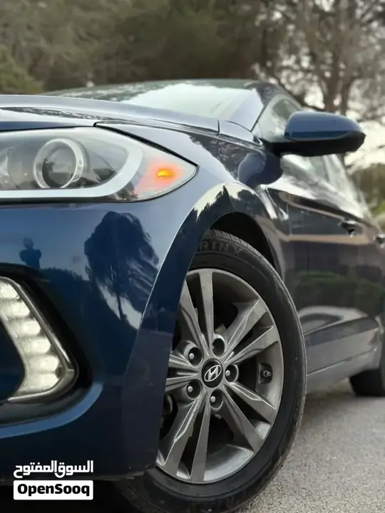 Hyundai Elantra 2017 photo 4