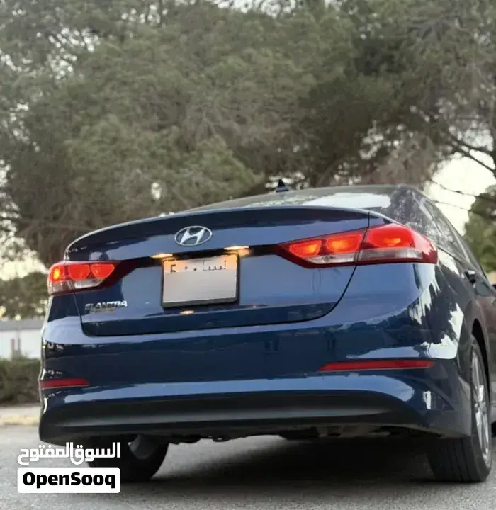 Hyundai Elantra 2017 photo 2