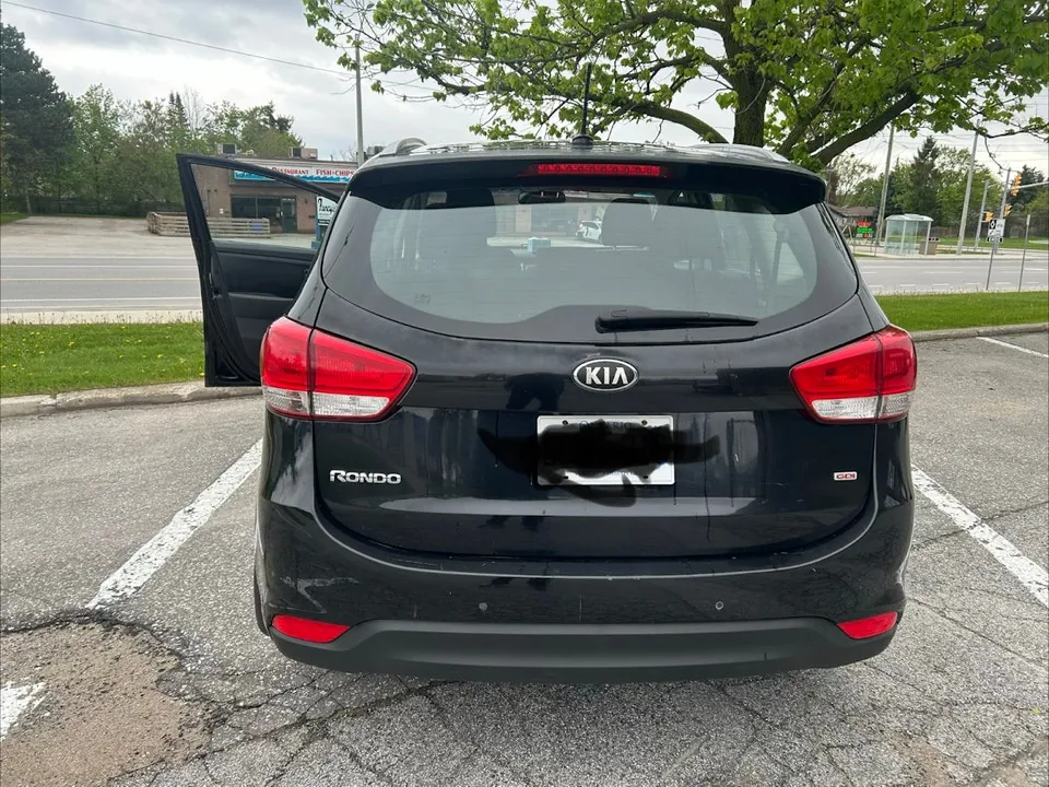 Kia Rondo 2014 photo 2