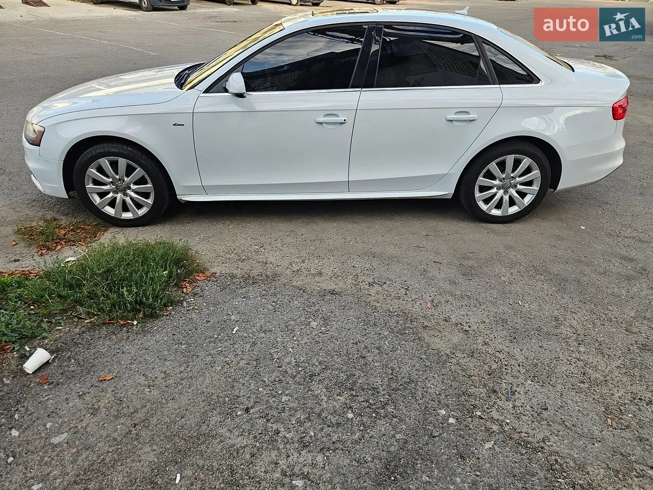 Audi A4 2015 photo 4