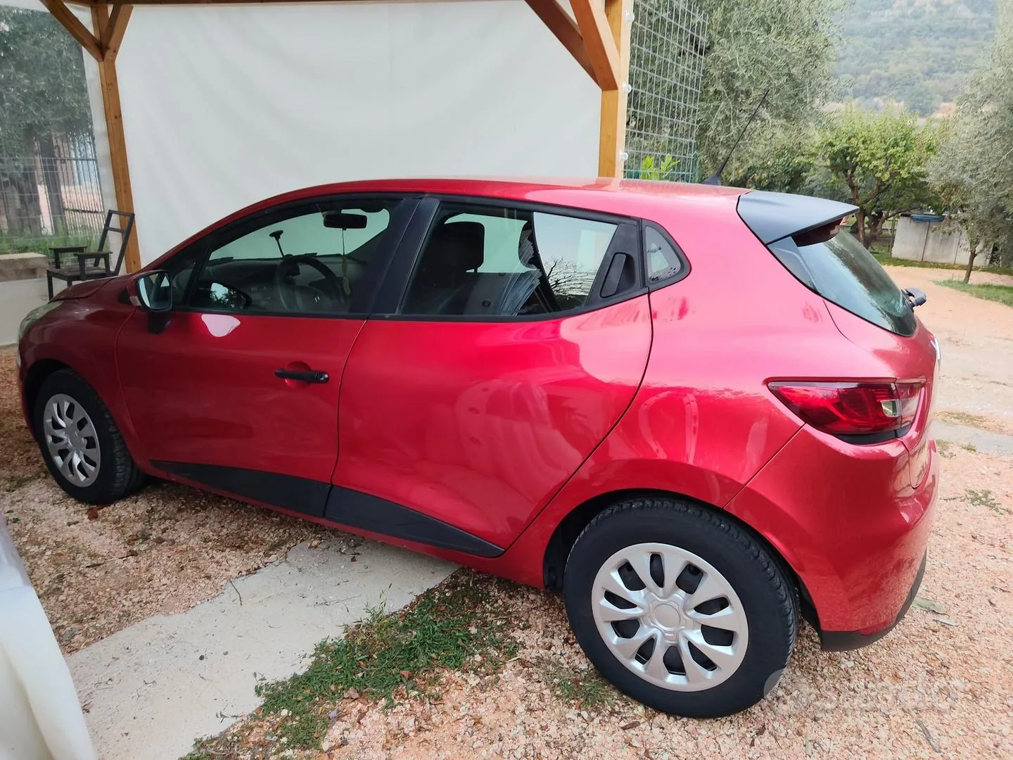 Renault Clio 2014 photo 4