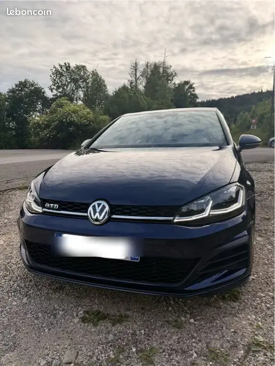 Volkswagen Golf 2018 photo 2