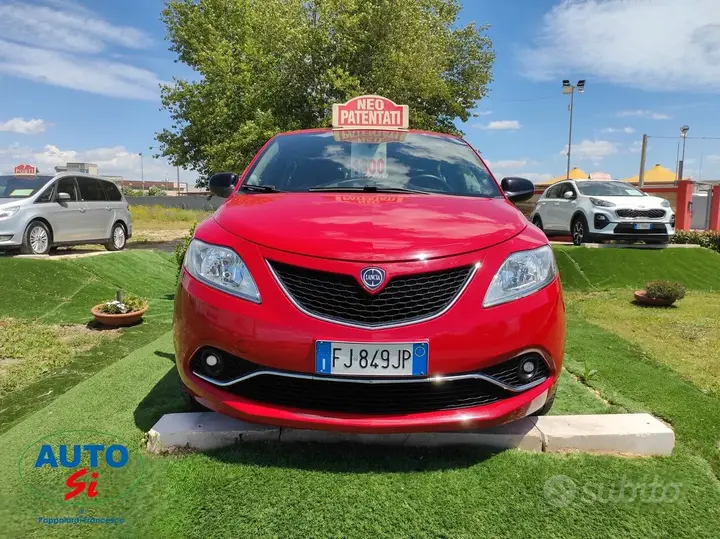 Lancia Ypsilon 2017 photo 2