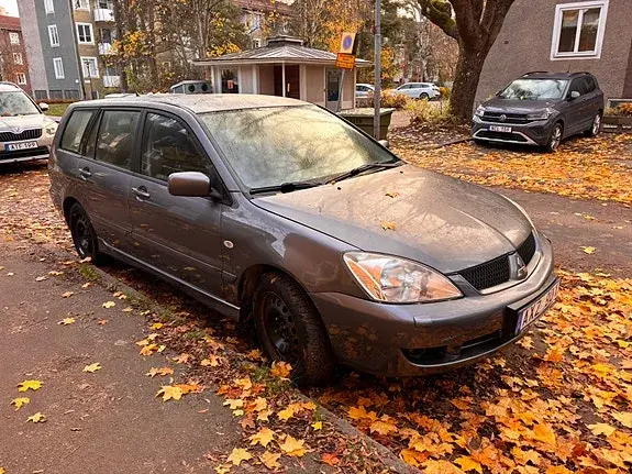 Mitsubishi Lancer