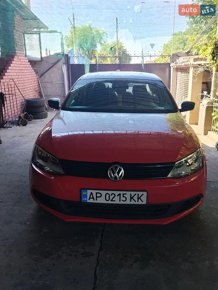 Volkswagen Jetta 2011 photo 2
