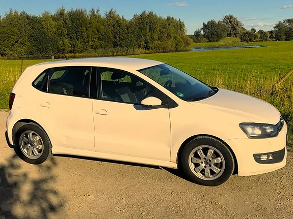 Volkswagen Polo 2012 photo 5