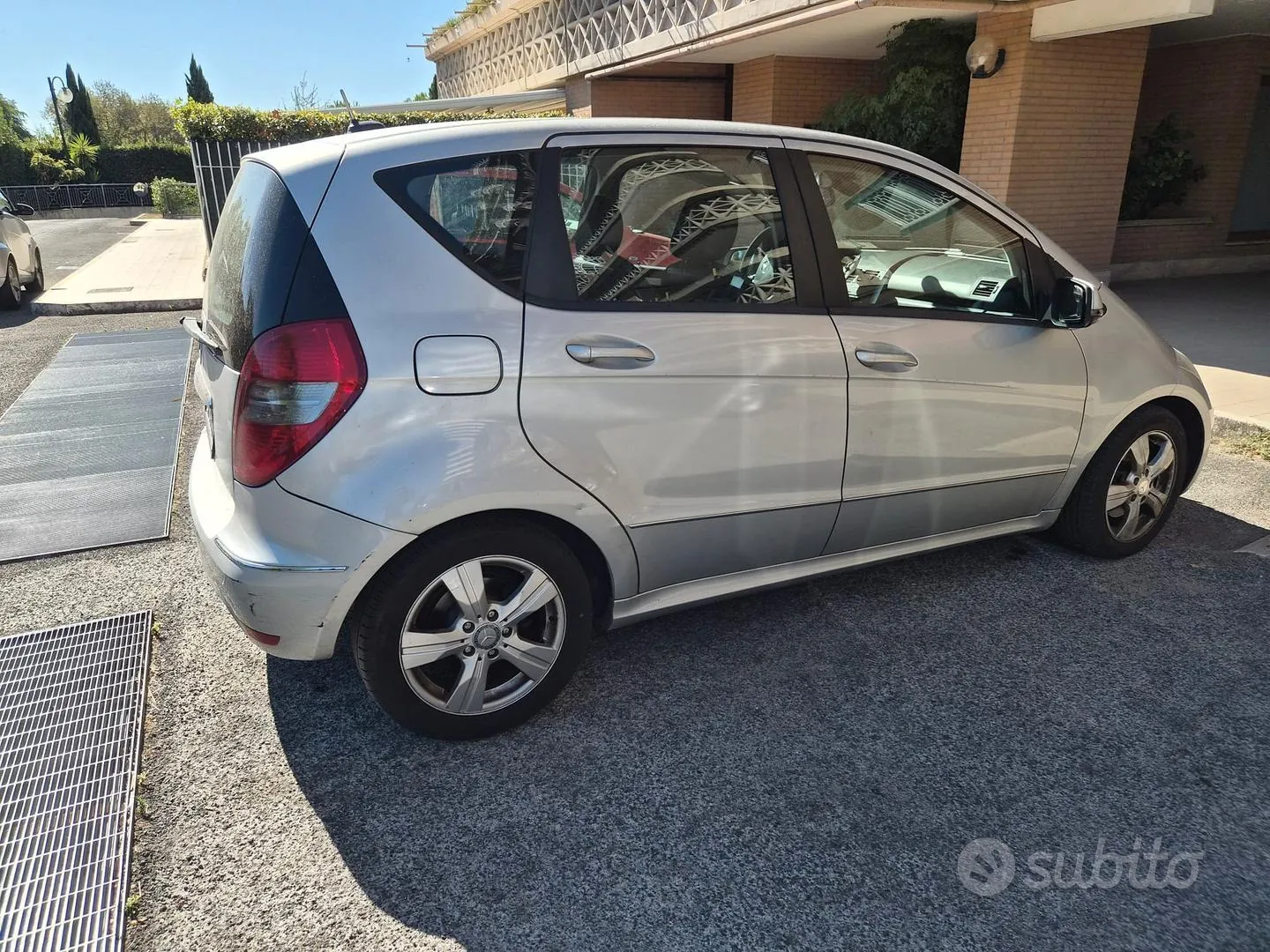 Mercedes-Benz A-Class 2012 photo 4