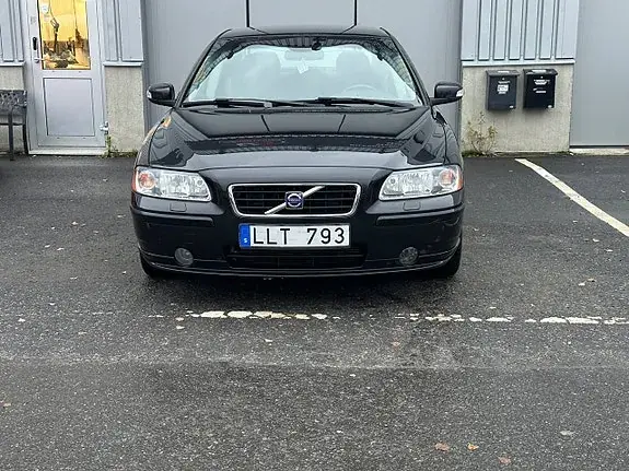 Volvo S60 2008 photo 5