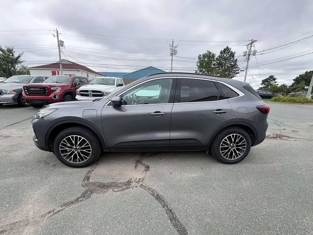 Ford Escape 2025 photo 4