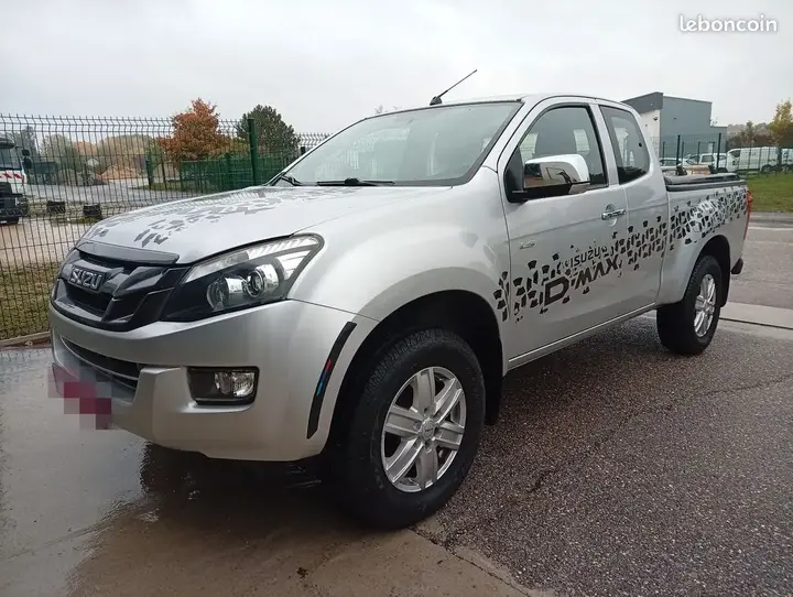 Isuzu D-Max 2015 photo 2