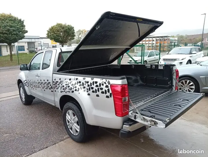 Isuzu D-Max 2015 photo 4