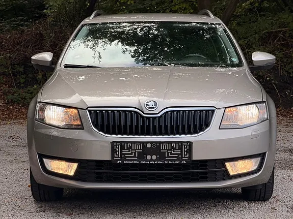 Skoda Octavia 2014 photo 3