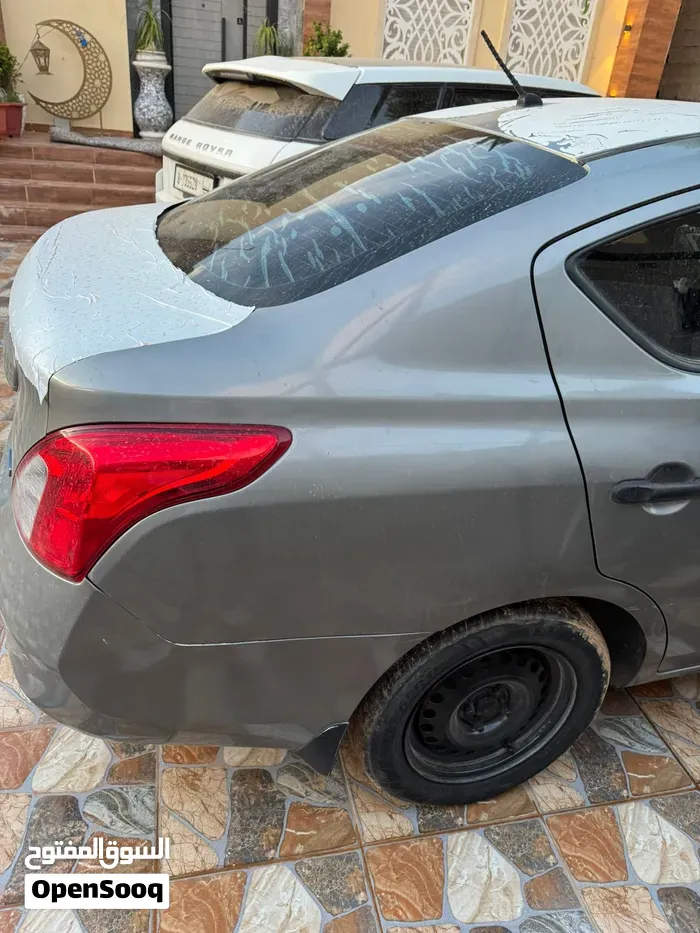 Nissan Versa 2012 photo 4