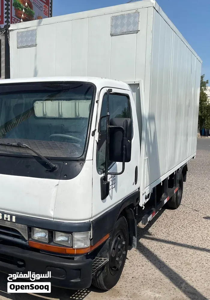 Mitsubishi Canter 2004 photo 4