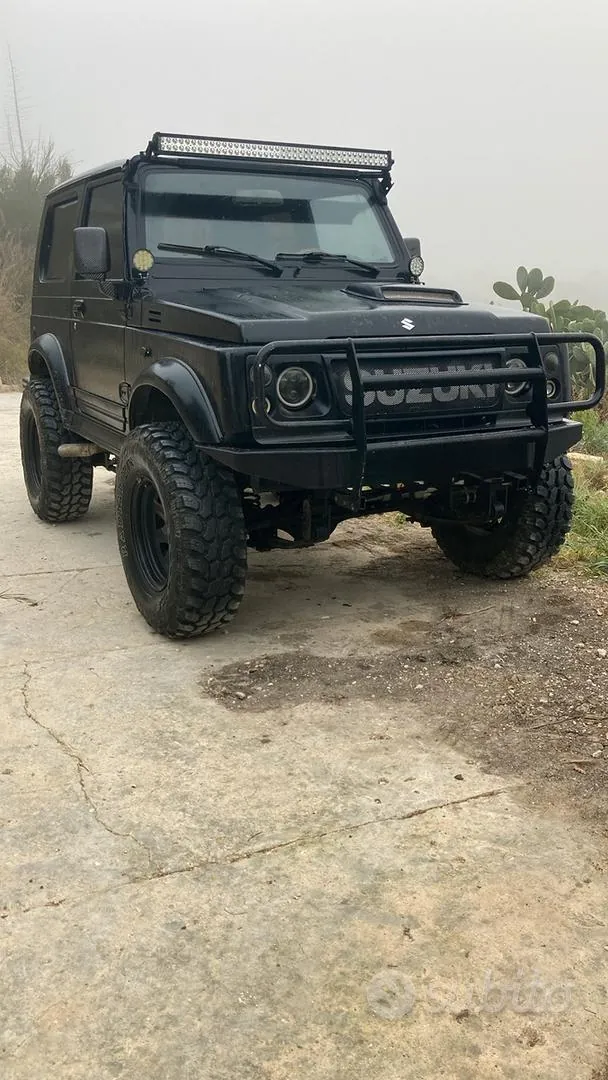 Suzuki Samurai