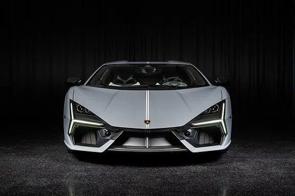 Lamborghini Revuelto 2025 photo 3