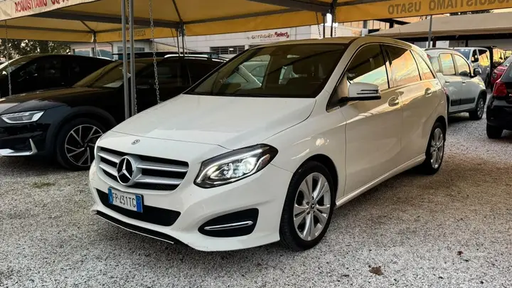 Mercedes-Benz B 180 2018 photo 2
