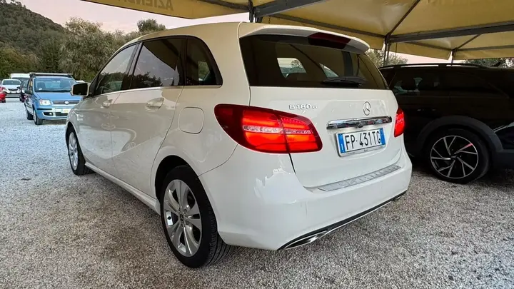 Mercedes-Benz B 180 2018 photo 4