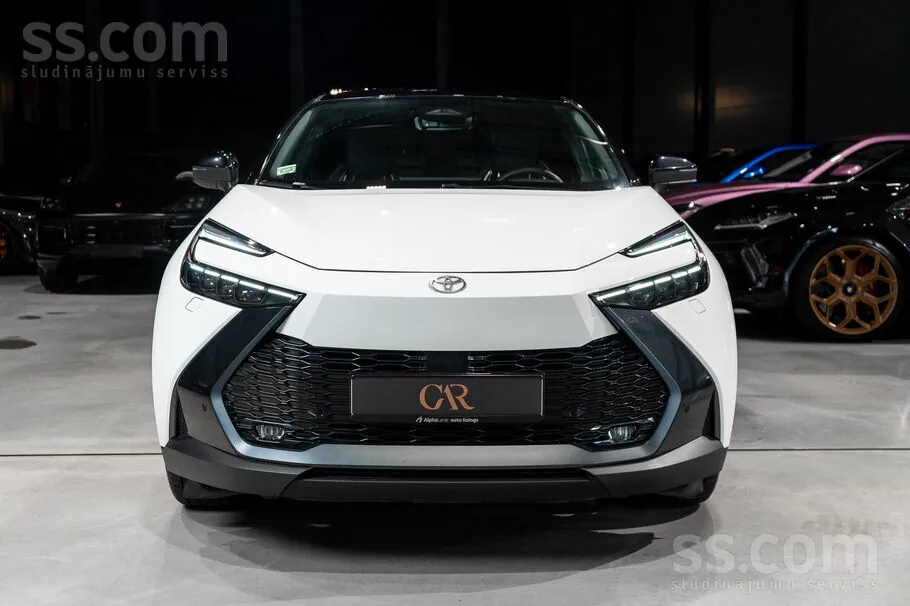 Toyota Chr 2024 photo 2