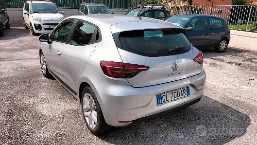 Renault Clio 2022 photo 3