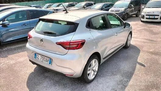 Renault Clio 2022 photo 4