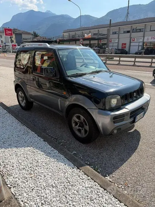 Suzuki Jimny 2006 photo 2