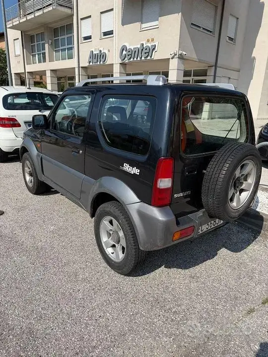 Suzuki Jimny 2006 photo 4
