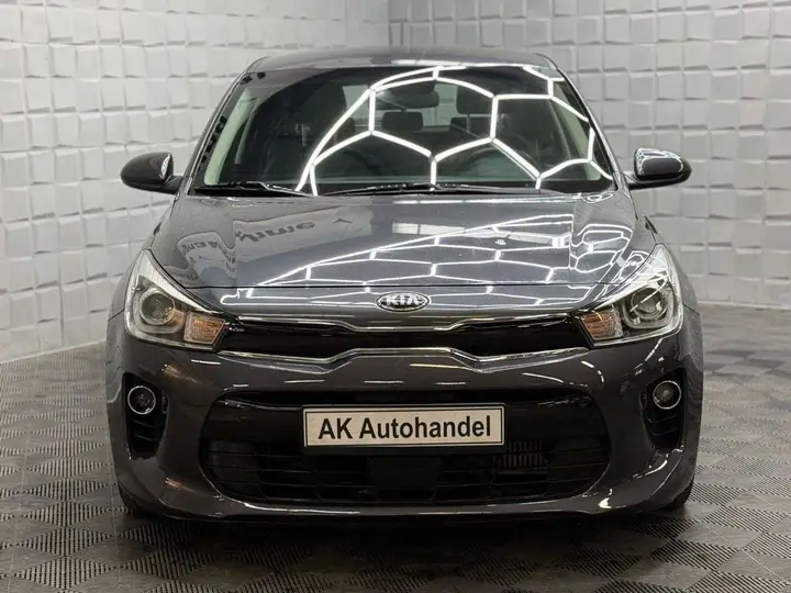 Kia Rio 2017 photo 2