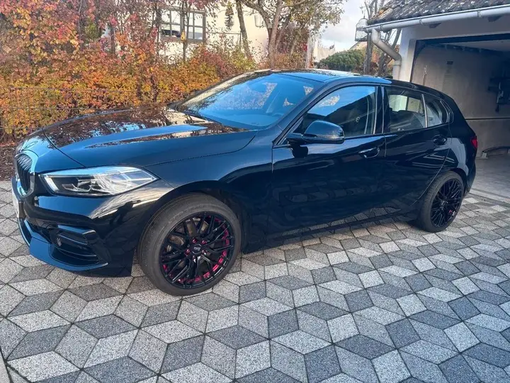 BMW 118I