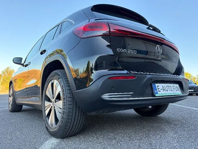 Mercedes-Benz Eqa 2022 photo 4