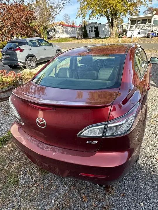 Mazda 3 2010 photo 2