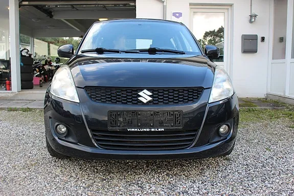 Suzuki Swift 2012 photo 2