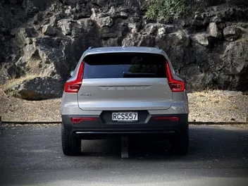 Volvo Xc40 2025 photo 5