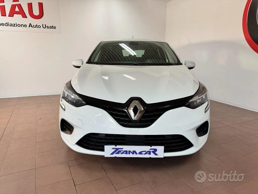 Renault Clio 2021 photo 2