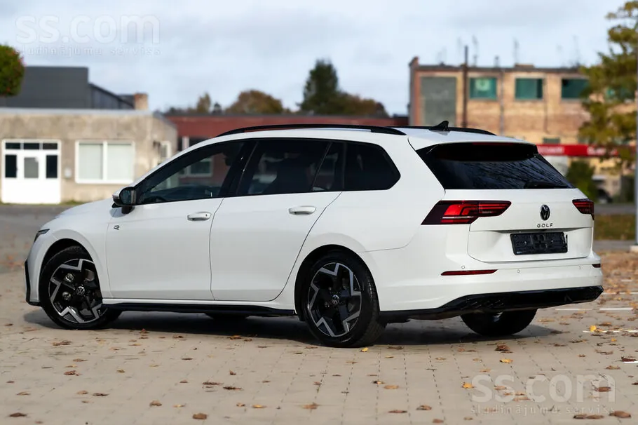 Volkswagen Golf 8 2026 photo 4
