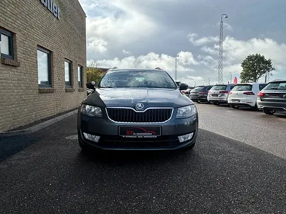 Skoda Octavia 2016 photo 3